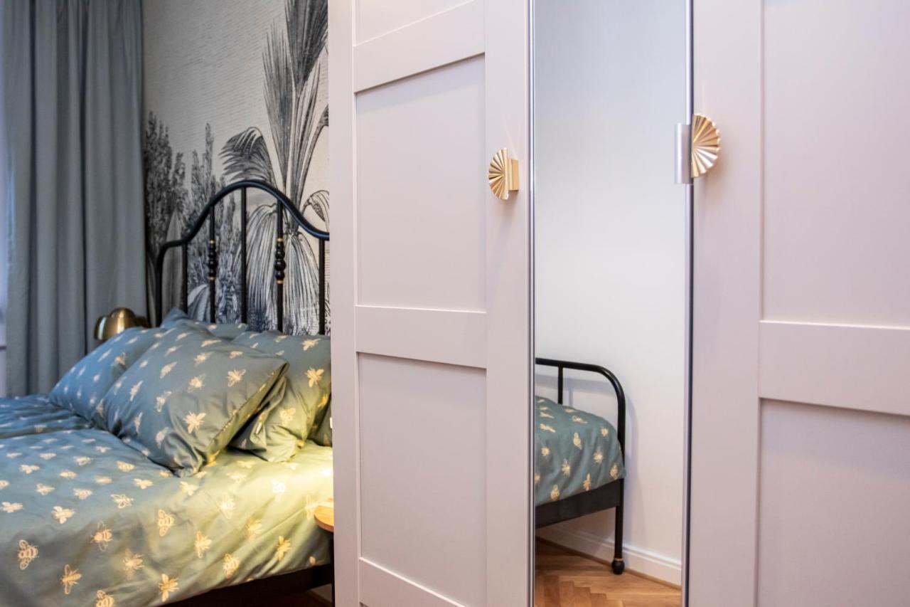 Apartament Przy Metrze Wierzbno Z Nuta Vintage Warschau Buitenkant foto